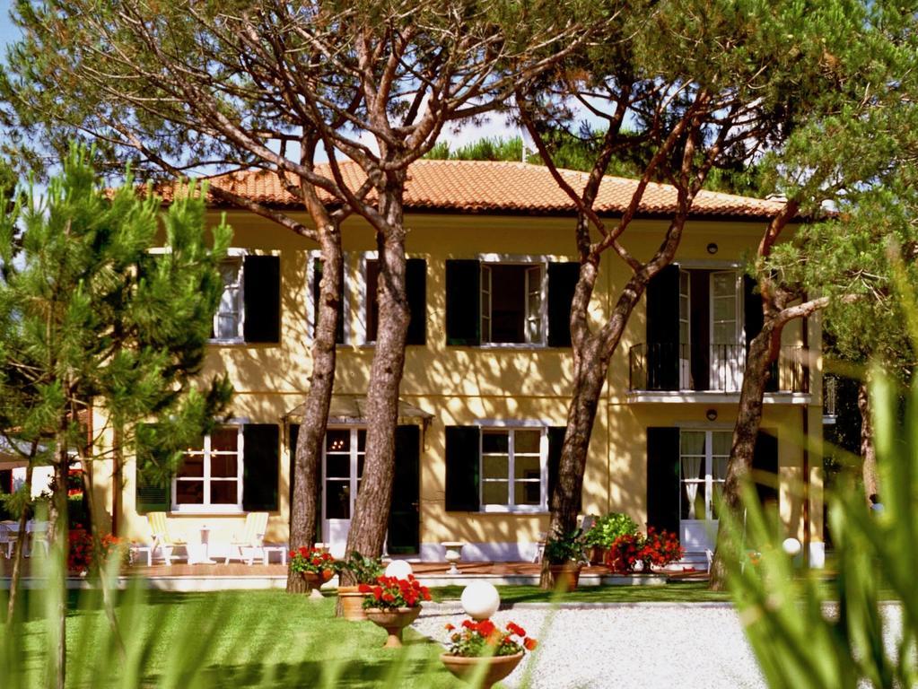 Hotel Villa Fiorisella Marina di Massa Zewnętrze zdjęcie